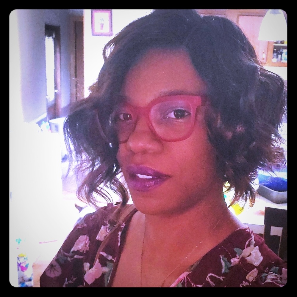 Meet your Posher, Sherita